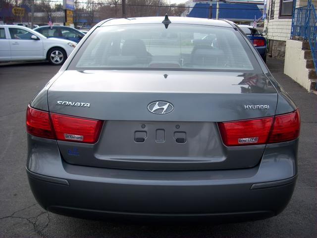 2010 Hyundai Sonata FWD 4dr Sport