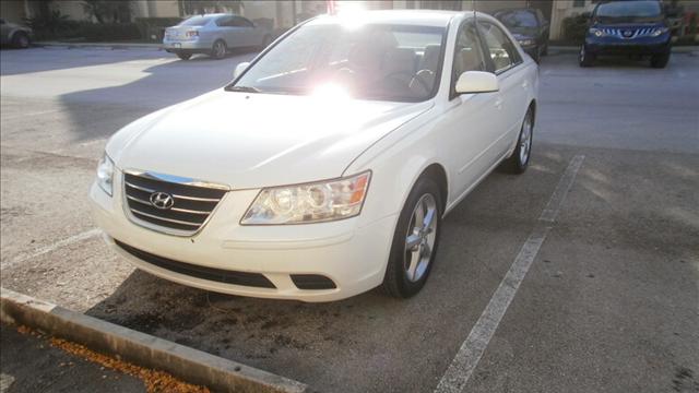 2010 Hyundai Sonata FWD 4dr Sport