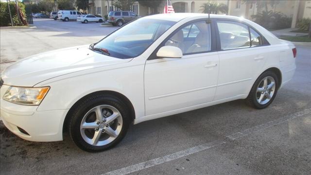 2010 Hyundai Sonata FWD 4dr Sport