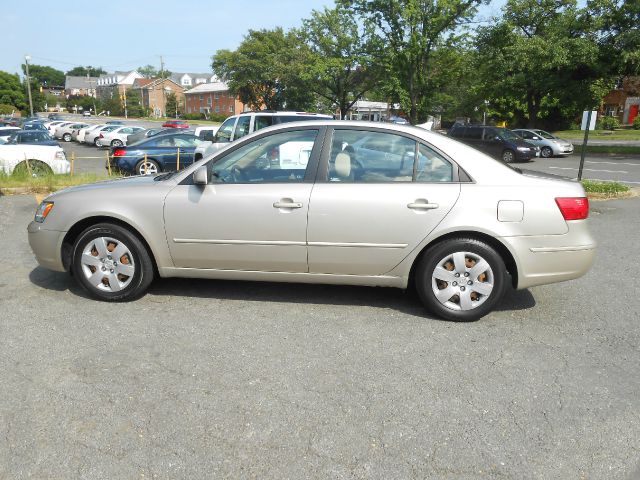 2010 Hyundai Sonata FWD 4dr Sport