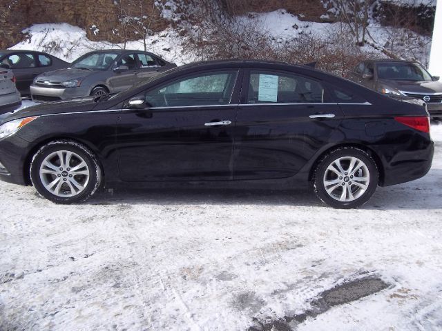 2011 Hyundai Sonata Crew Cabz71