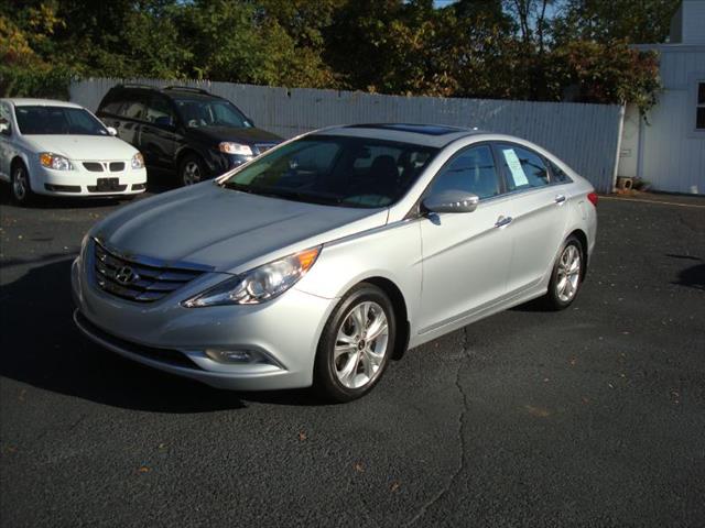 2011 Hyundai Sonata 2000 Ford Style