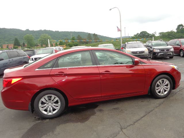 2011 Hyundai Sonata FWD 4dr Sport