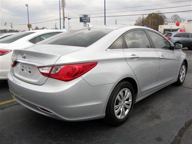 2011 Hyundai Sonata Commemorative Edition