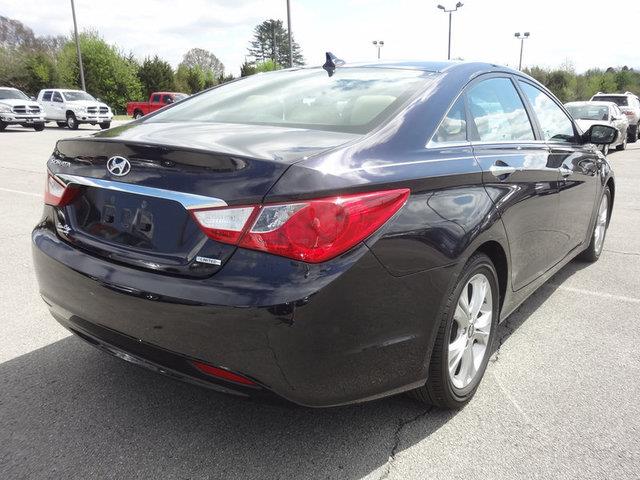 2011 Hyundai Sonata 1500 LT 4X2