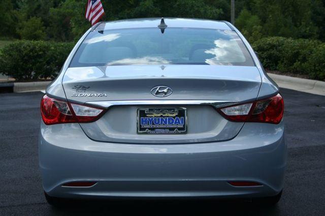 2011 Hyundai Sonata 4dr Sdn I4 CVT 2.5 S Sedan