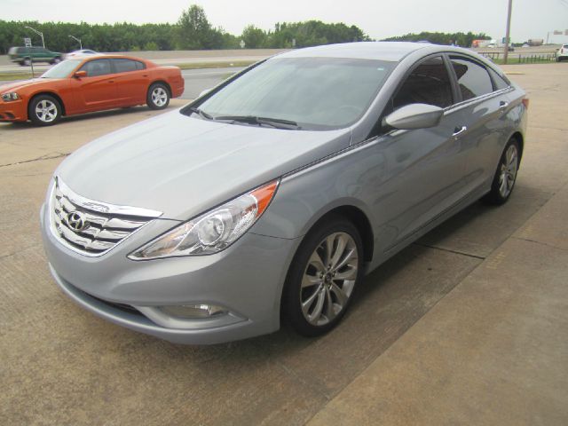 2011 Hyundai Sonata 1500 LT 4X2