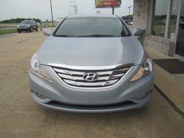 2011 Hyundai Sonata 1500 LT 4X2