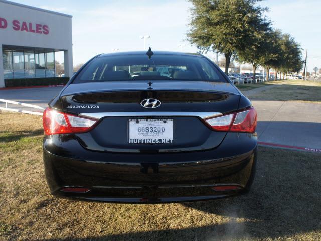 2011 Hyundai Sonata FWD 4dr Sport