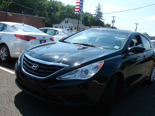 2011 Hyundai Sonata FWD 4dr Sport