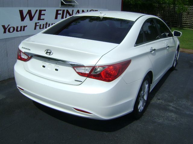 2011 Hyundai Sonata Navigation Chrome RR DVD