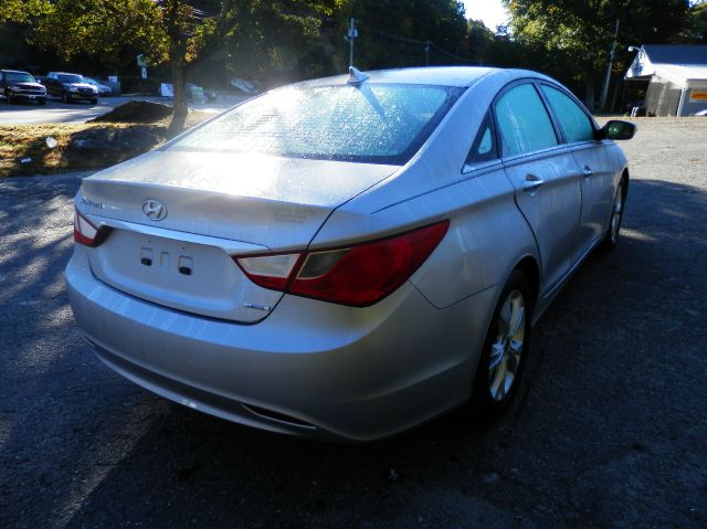 2011 Hyundai Sonata Crew Cabz71