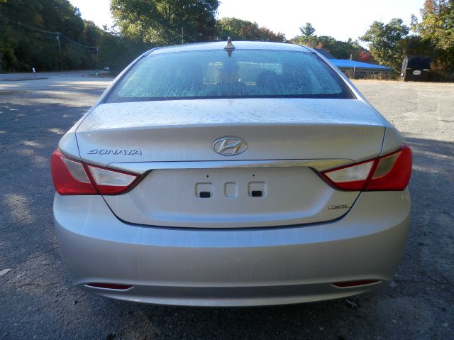 2011 Hyundai Sonata Crew Cabz71