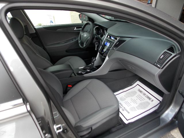 2013 Hyundai Sonata FWD 4dr Sport