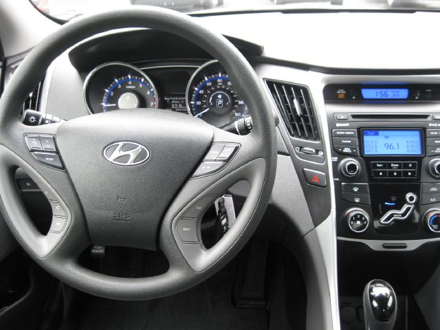 2013 Hyundai Sonata FWD 4dr Sport