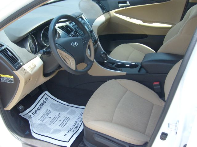 2013 Hyundai Sonata FWD 4dr Sport