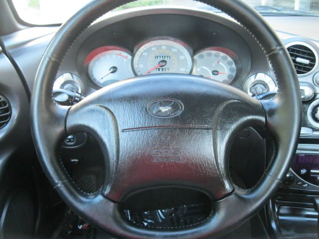 2000 Hyundai Tiburon GT Premium