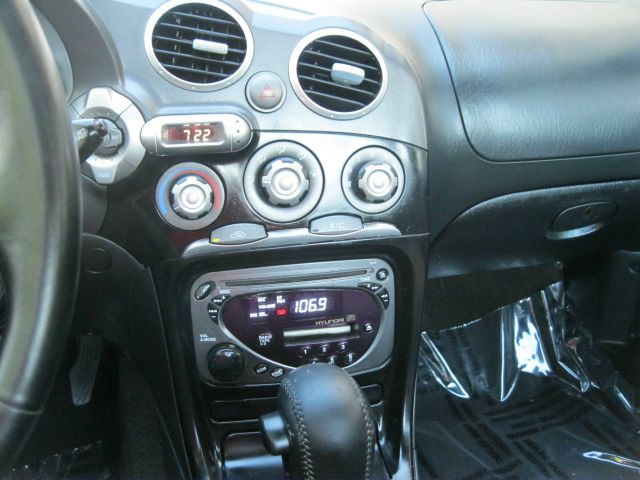 2000 Hyundai Tiburon GT Premium