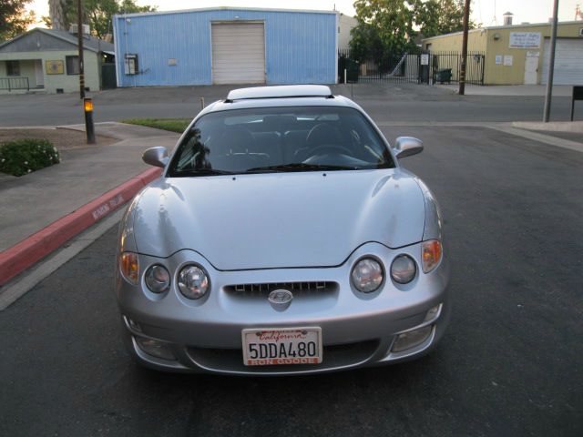 2000 Hyundai Tiburon GT Premium