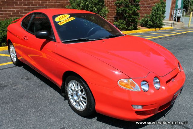 2000 Hyundai Tiburon GT Premium