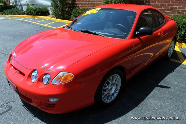 2000 Hyundai Tiburon GT Premium