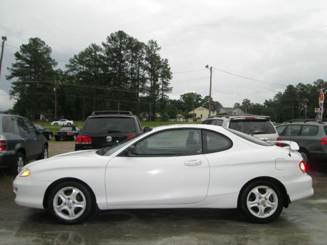 2001 Hyundai Tiburon GT Premium