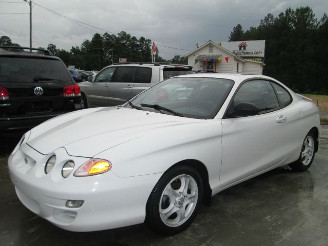 2001 Hyundai Tiburon GT Premium