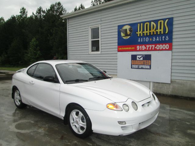 2001 Hyundai Tiburon GT Premium