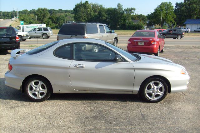 2001 Hyundai Tiburon Unknown