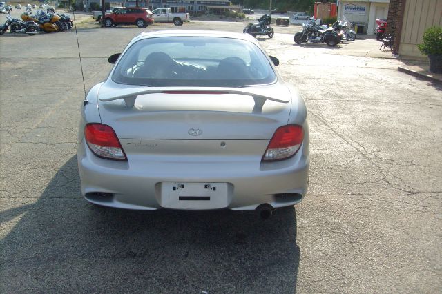 2001 Hyundai Tiburon Unknown