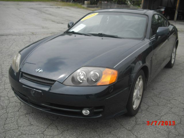 2003 Hyundai Tiburon Base