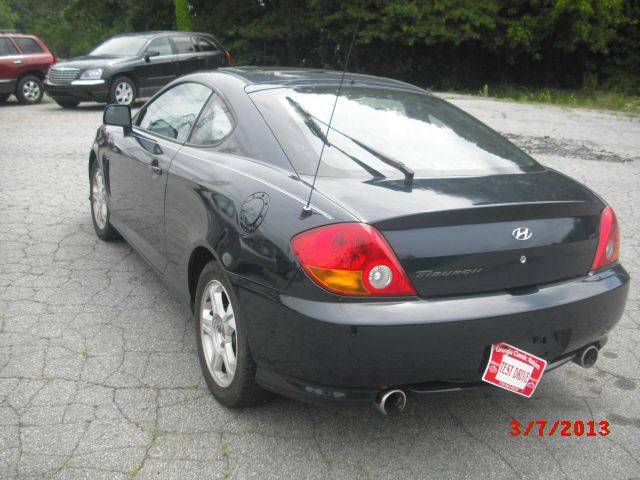 2003 Hyundai Tiburon Base