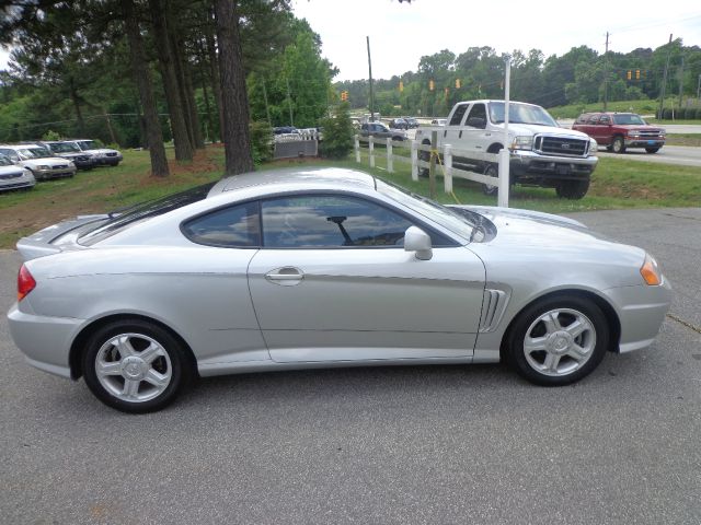 2003 Hyundai Tiburon SE LE Pro-4x