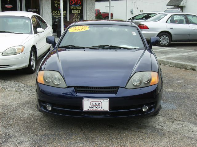 2003 Hyundai Tiburon Base