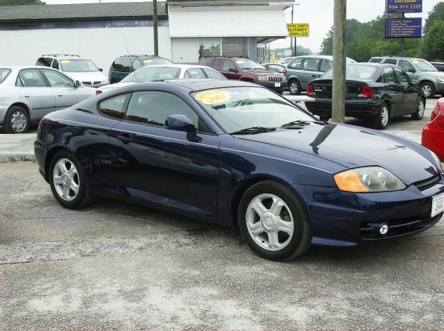 2003 Hyundai Tiburon Base