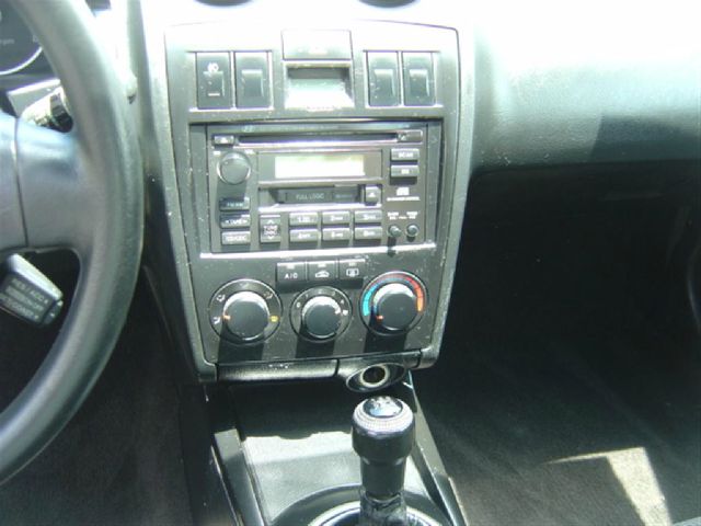 2003 Hyundai Tiburon Base