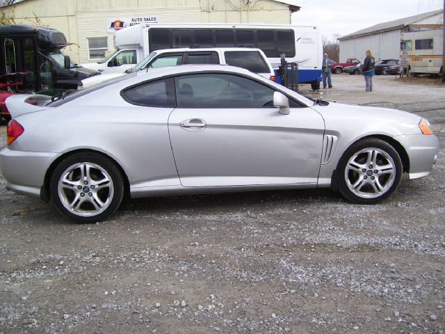 2003 Hyundai Tiburon SE LE Pro-4x