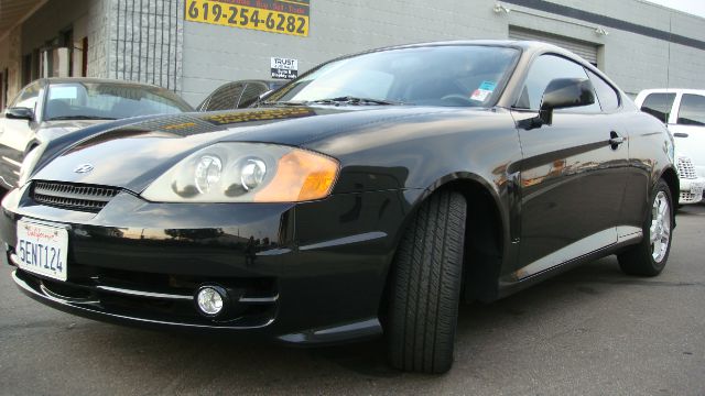 2003 Hyundai Tiburon Base