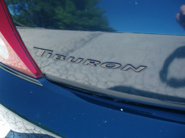 2003 Hyundai Tiburon SE LE Pro-4x