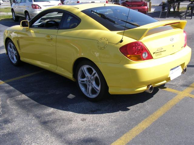 2004 Hyundai Tiburon Unknown