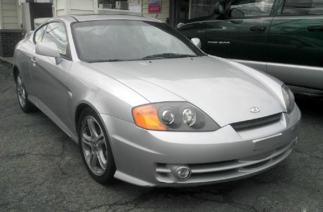 2004 Hyundai Tiburon SE LE Pro-4x