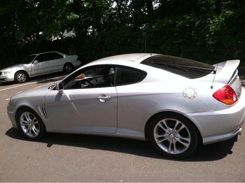 2004 Hyundai Tiburon 3.5 EX-L Coupe