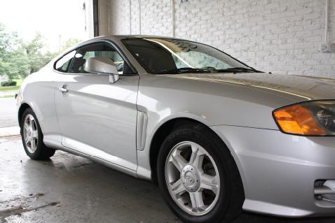 2004 Hyundai Tiburon Unknown