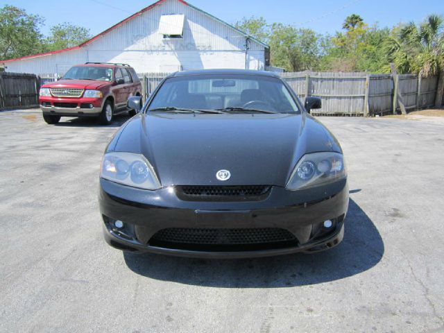 2005 Hyundai Tiburon SE