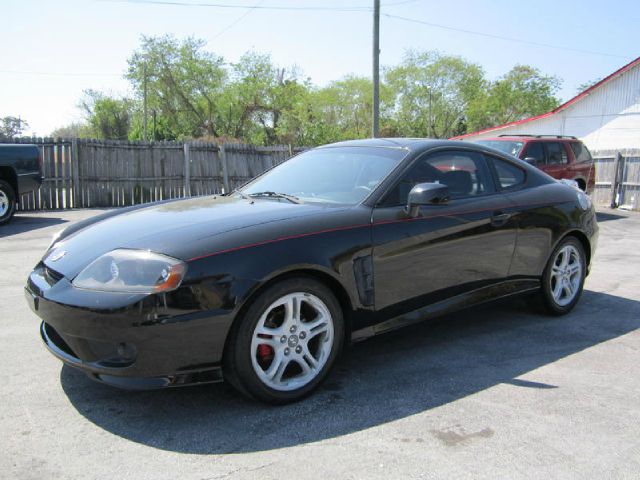 2005 Hyundai Tiburon SE