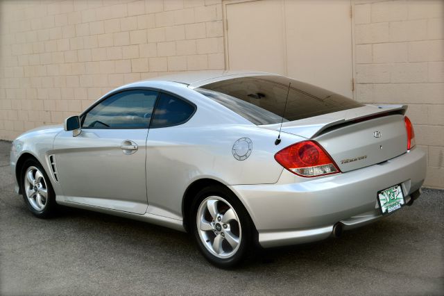 2006 Hyundai Tiburon XLS