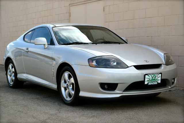 2006 Hyundai Tiburon XLS