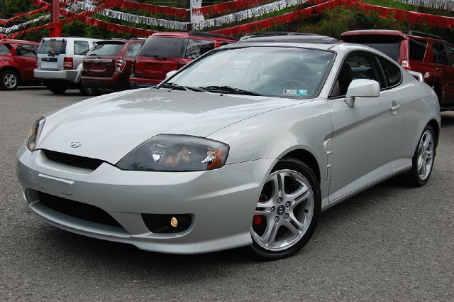 2006 Hyundai Tiburon SE