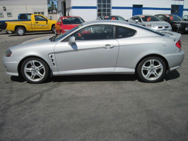 2006 Hyundai Tiburon SE LE Pro-4x