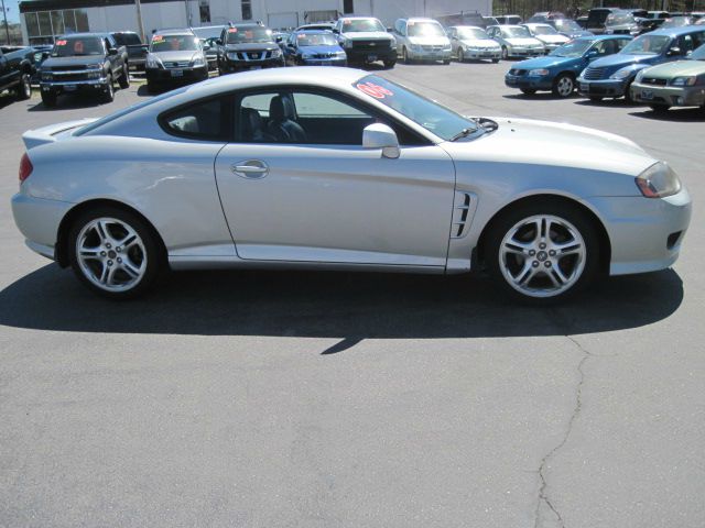 2006 Hyundai Tiburon SE LE Pro-4x